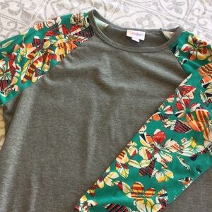 LuLaRoe women’s top. Size Large